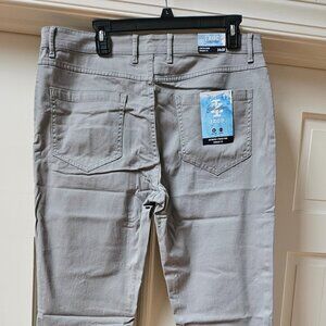 Izod Saltwater Stretch Straight Fit Chino 34x30